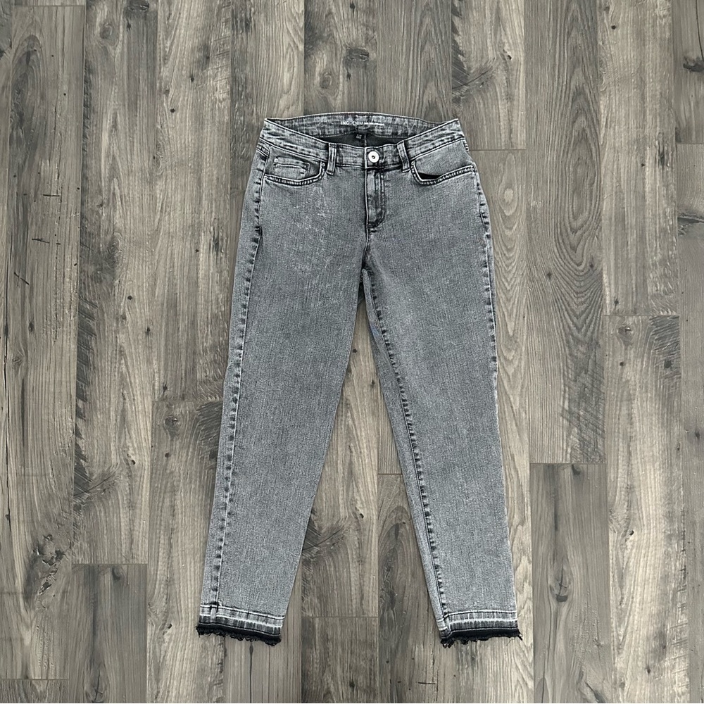 Women’s Gray Inc Denim Mid Rise Straight Jeans Size 6/28